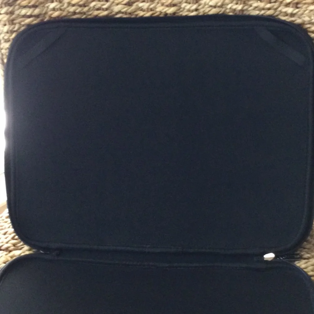 X games computer sleeve storage carrier
